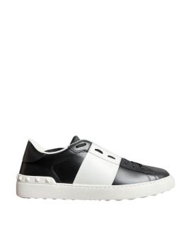 VALENTINO Низкие кроссовки / кеды