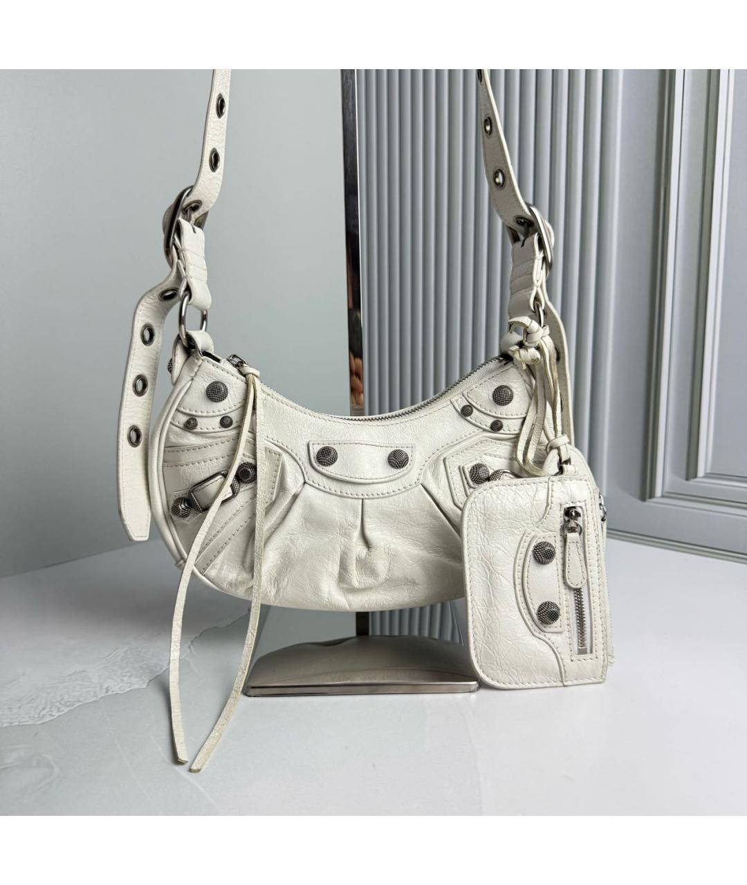 BALENCIAGA Белая кожаная сумка с короткими ручками, фото 2
