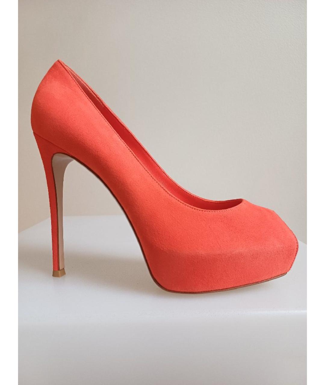 GIANVITO ROSSI Оранжевые замшевые туфли, фото 10