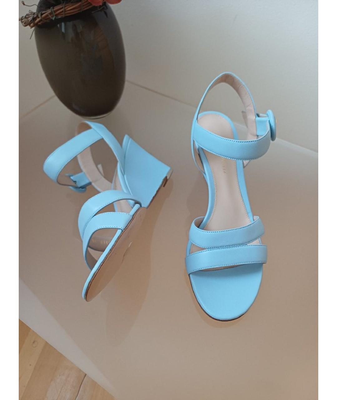 GIANVITO ROSSI Голубые кожаные босоножки, фото 5