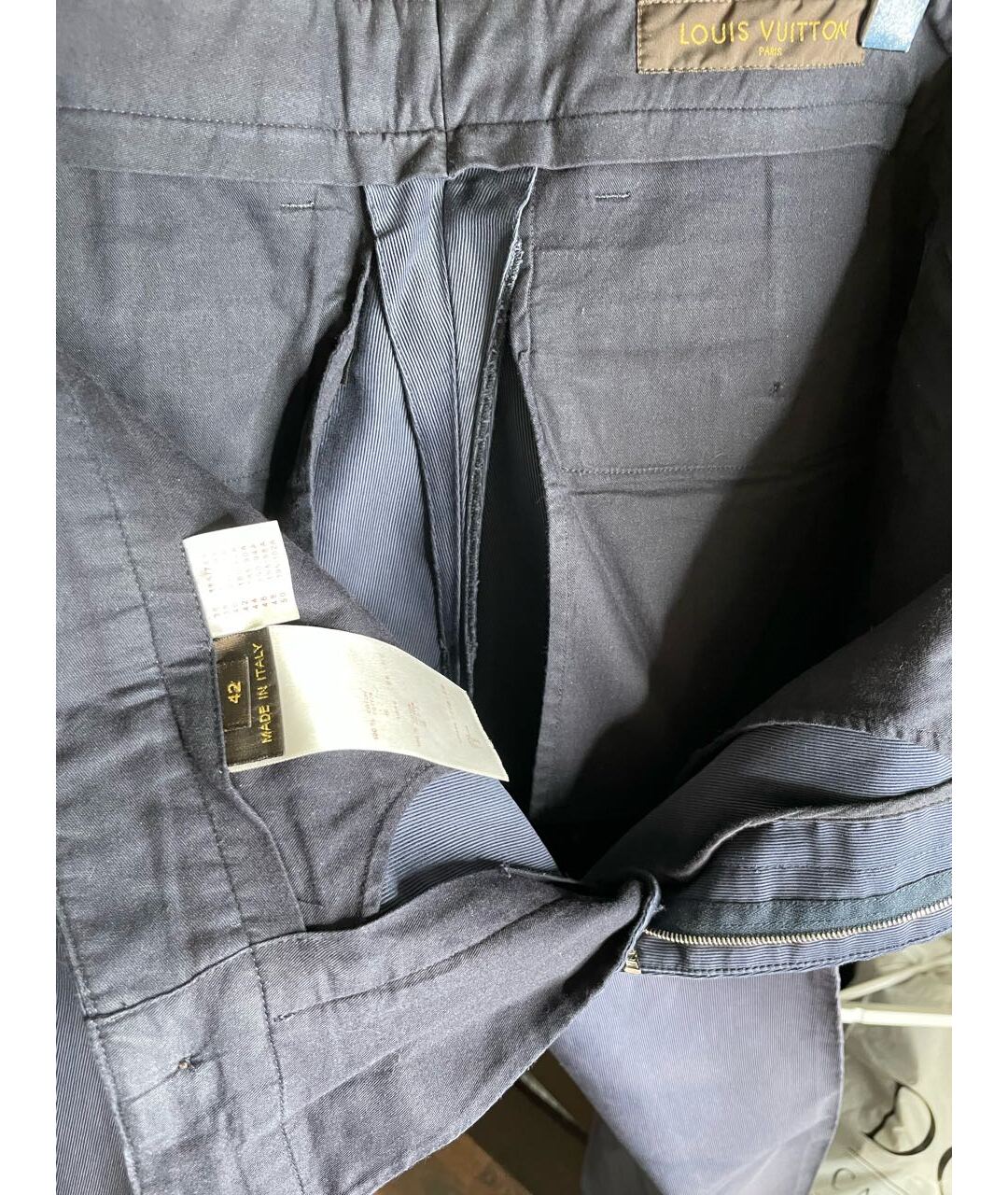 LOUIS VUITTON PRE-OWNED Темно-синие хлопковые повседневные брюки, фото 5