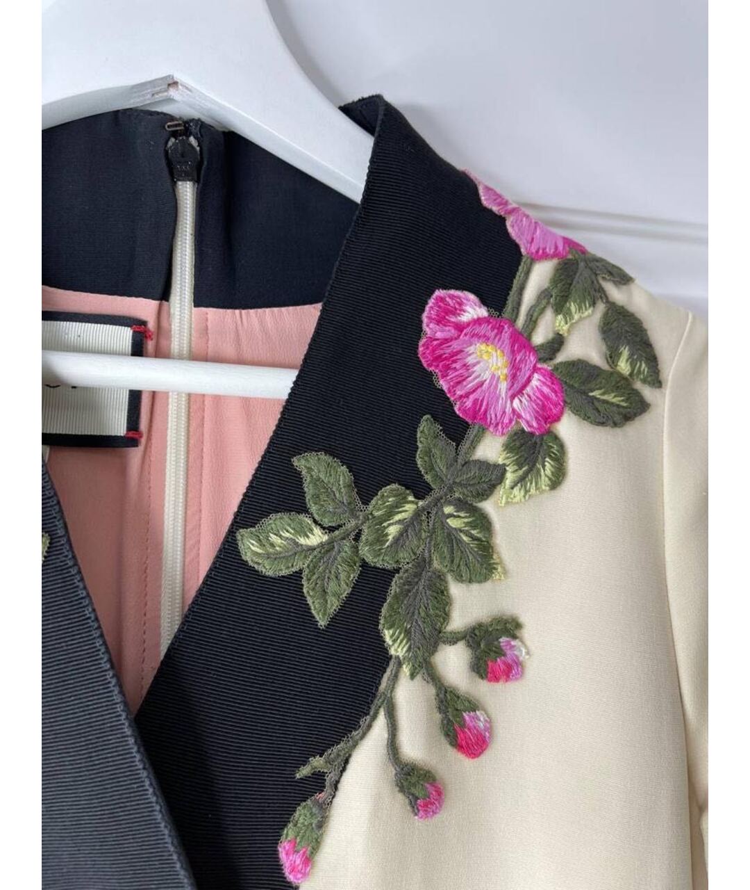 GUCCI Бежевое вискозное повседневное платье, фото 8
