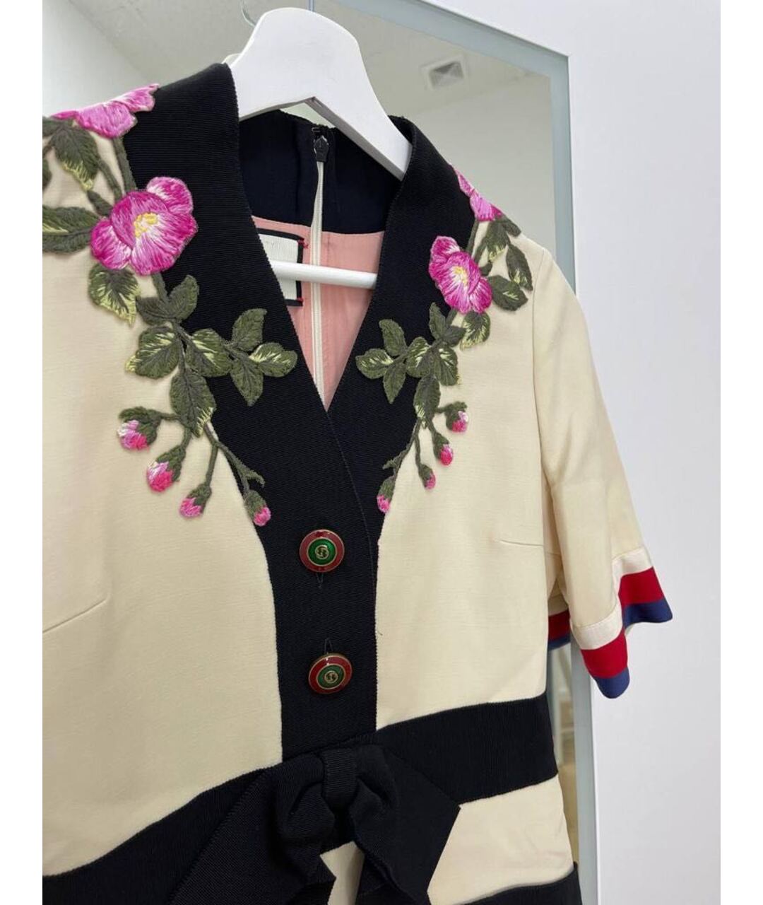 GUCCI Бежевое вискозное повседневное платье, фото 5