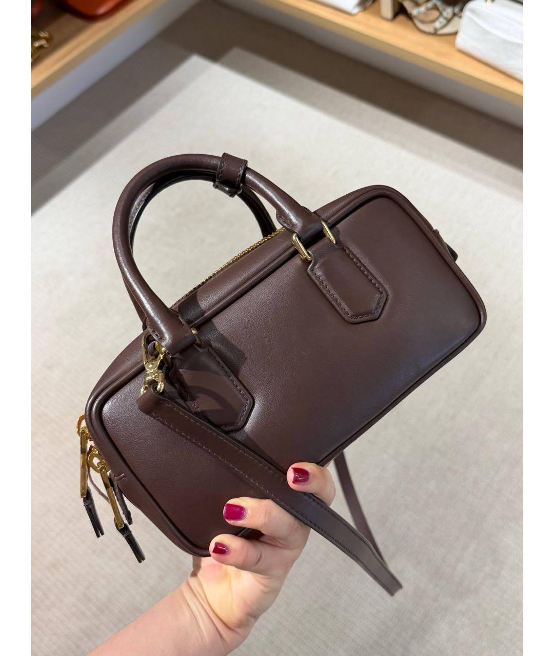 MIU MIU Коричневая кожаная сумка с короткими ручками, фото 5