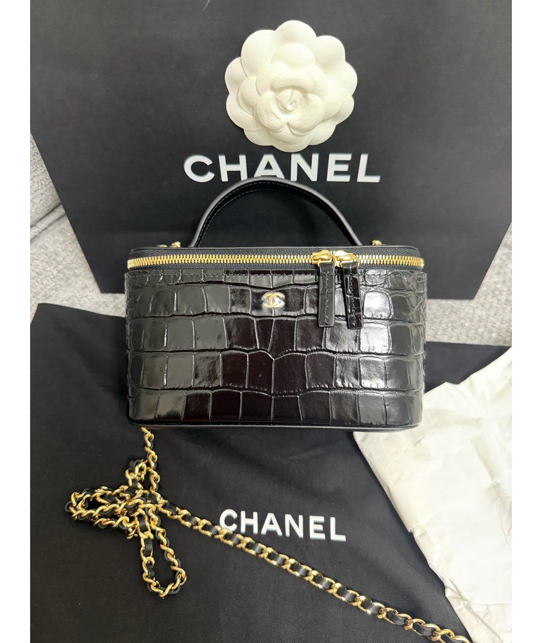 CHANEL Черная кожаная сумка с короткими ручками, фото 3