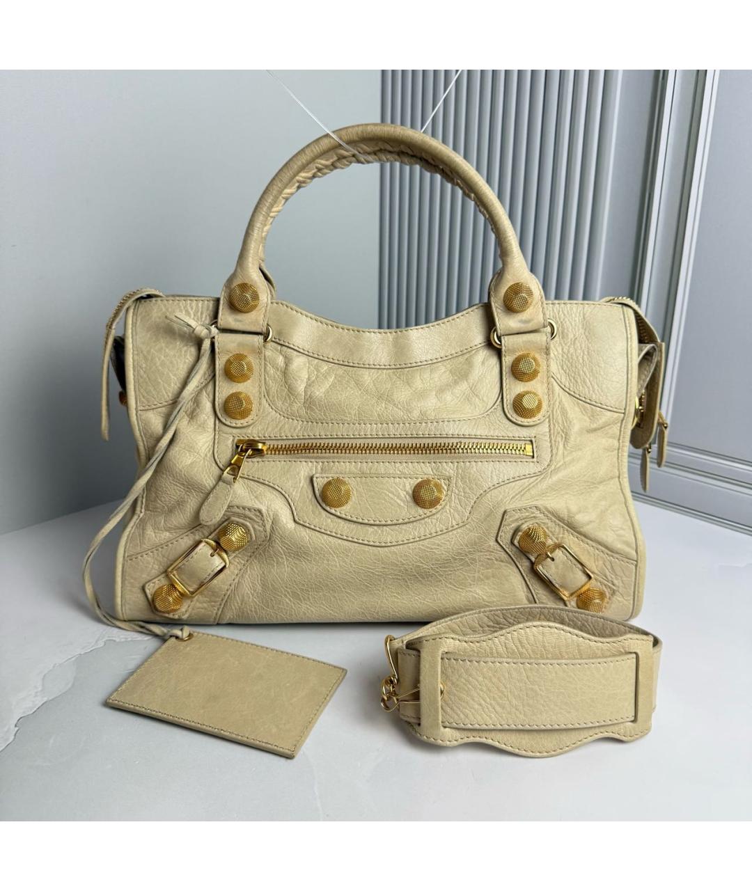 BALENCIAGA Бежевая кожаная сумка с короткими ручками, фото 9