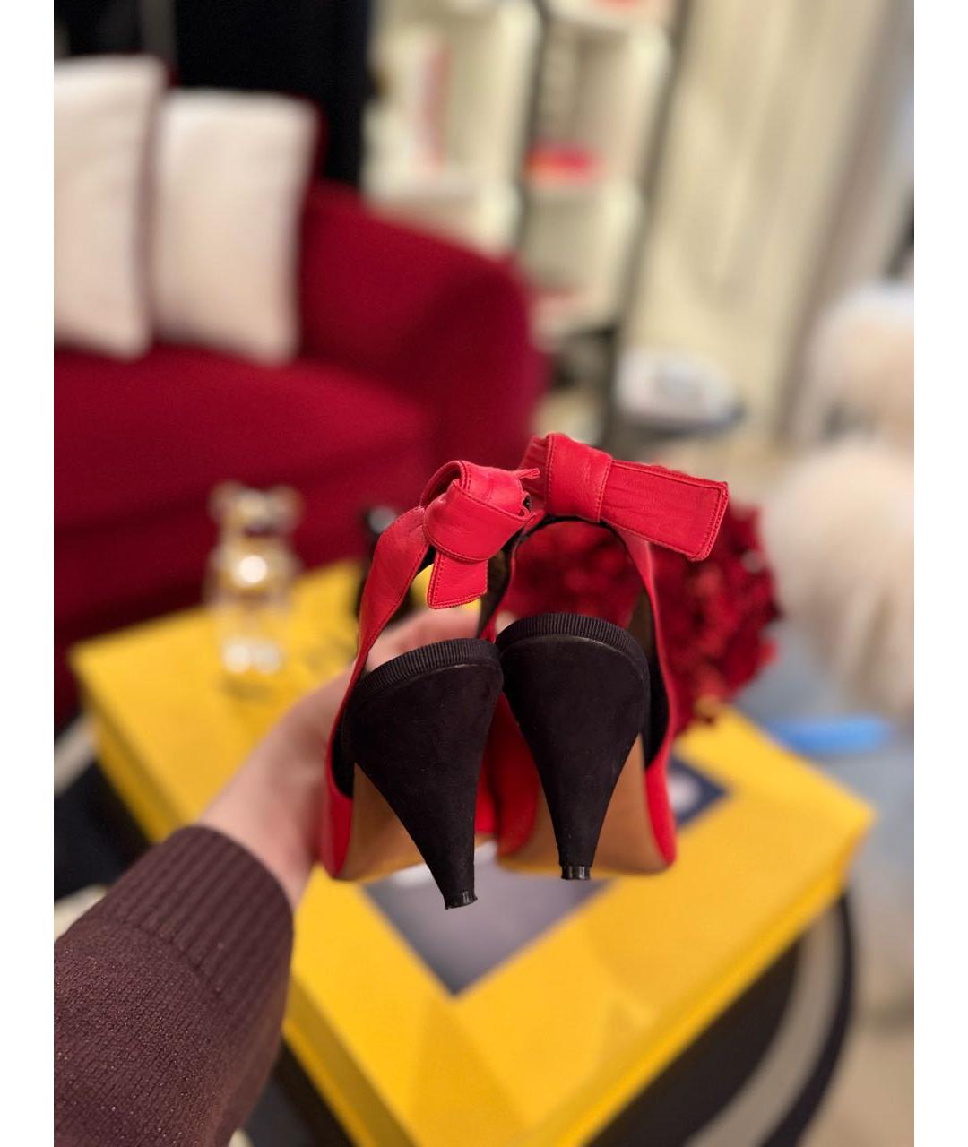 CELINE Коралловые кожаные туфли, фото 4