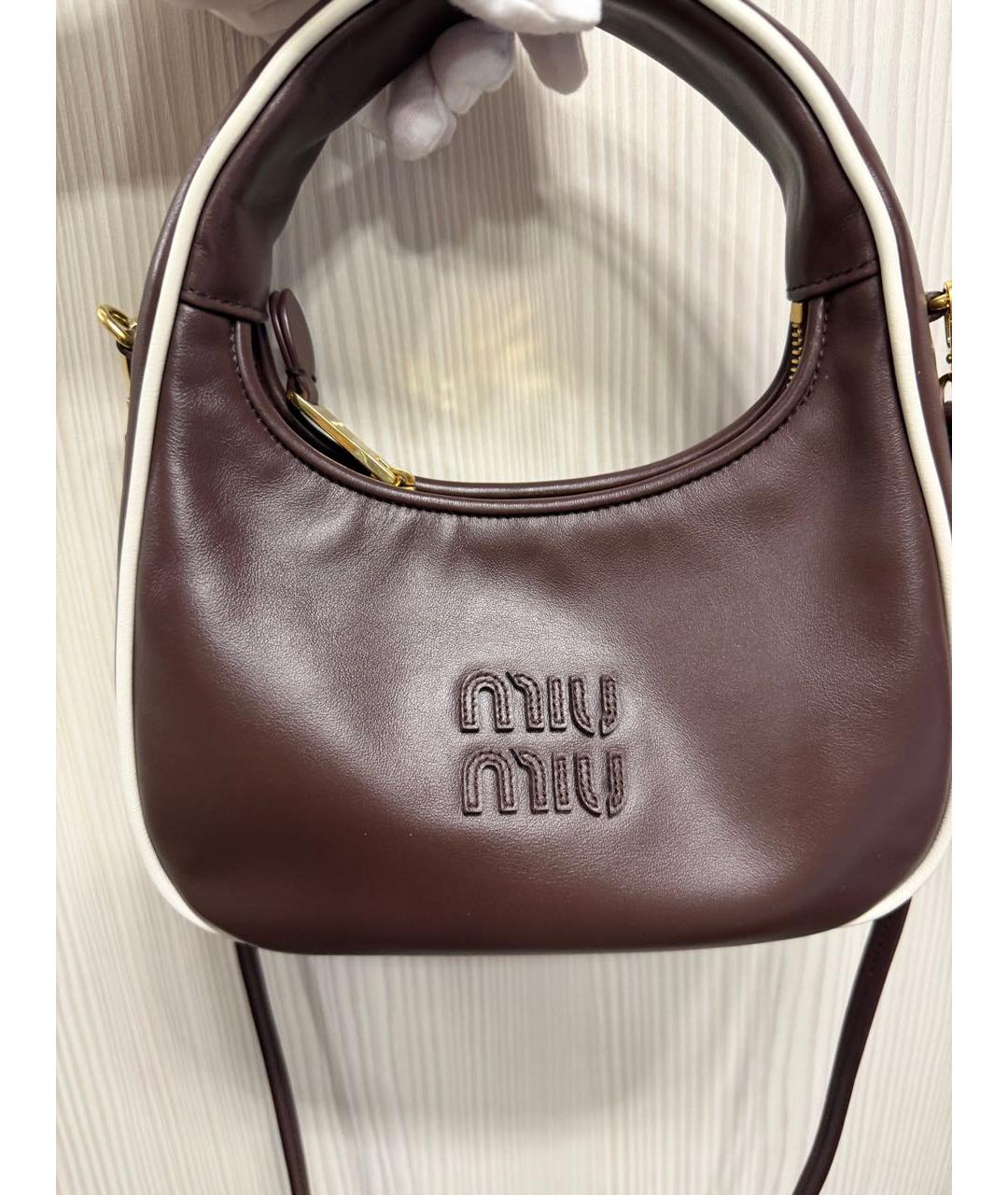 MIU MIU Коричневая кожаная сумка с короткими ручками, фото 2