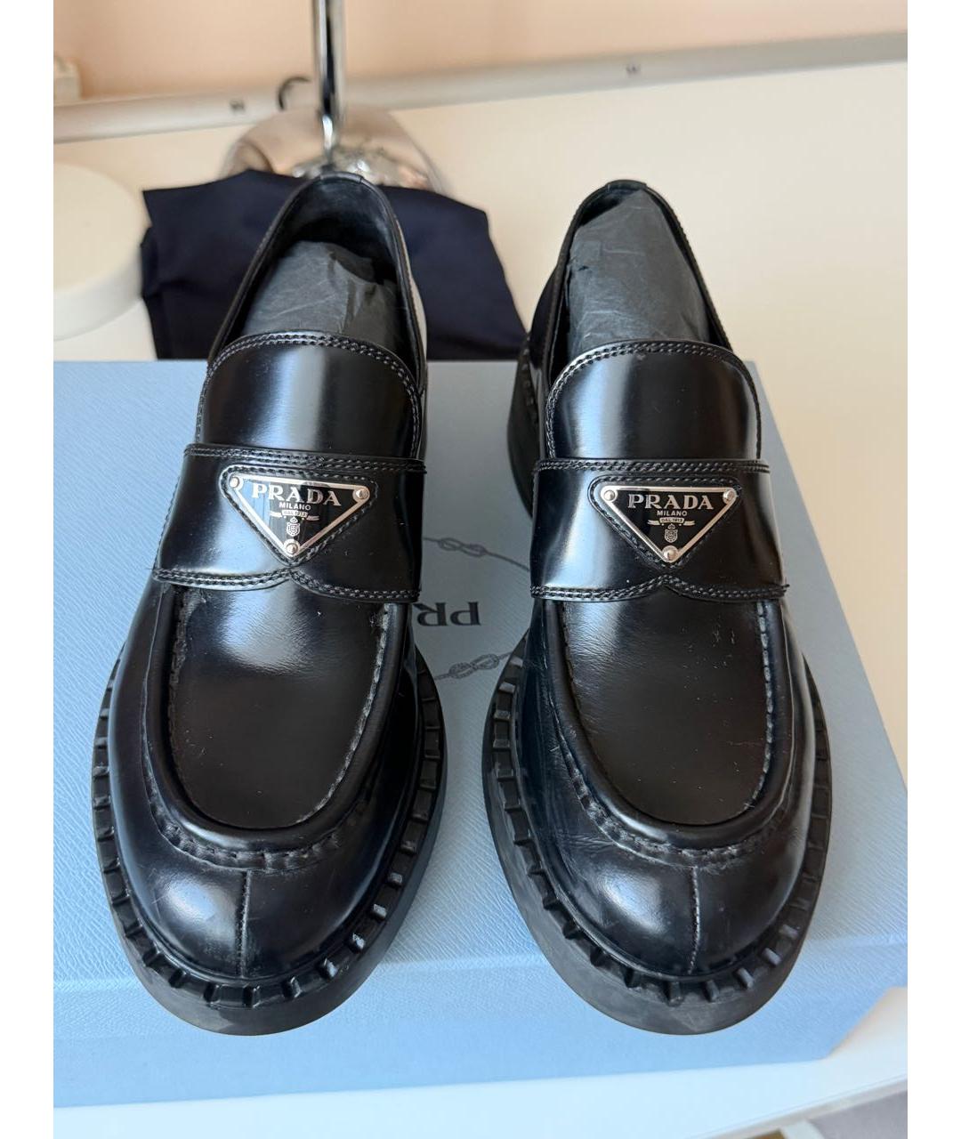 PRADA Черные кожаные лоферы, фото 2