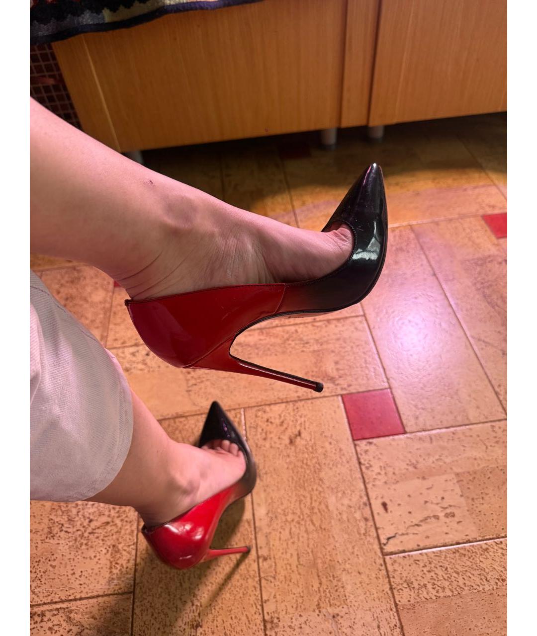 CHRISTIAN LOUBOUTIN Красные туфли из лакированной кожи, фото 7