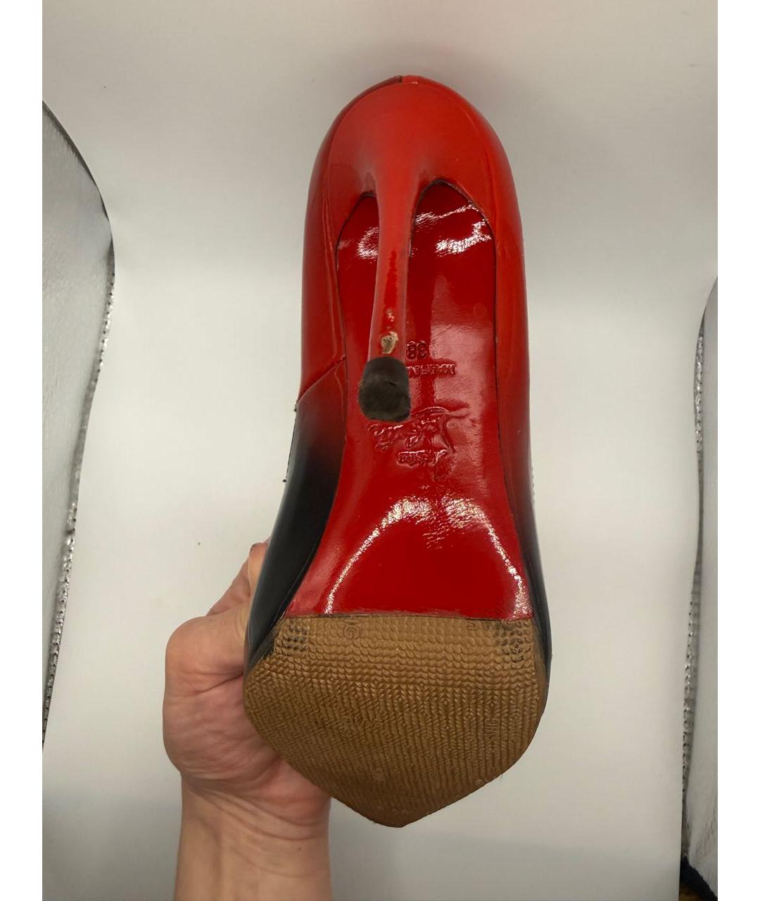 CHRISTIAN LOUBOUTIN Красные туфли из лакированной кожи, фото 6