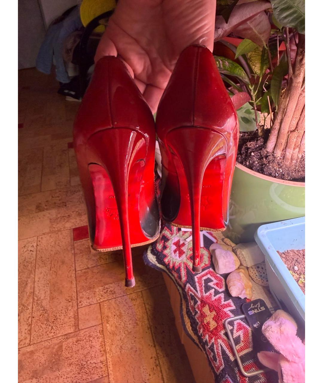 CHRISTIAN LOUBOUTIN Красные туфли из лакированной кожи, фото 8