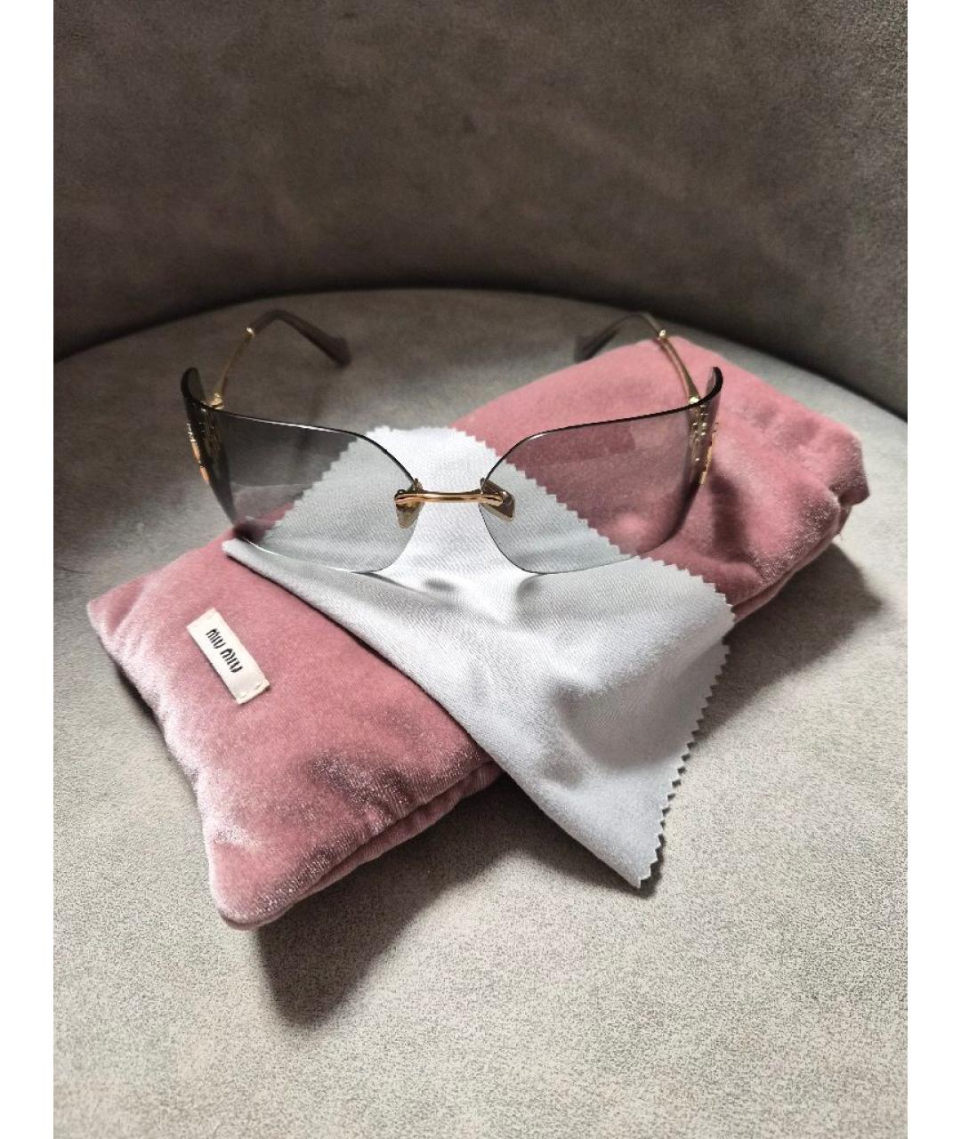 MIU MIU Серые пластиковые солнцезащитные очки, фото 4
