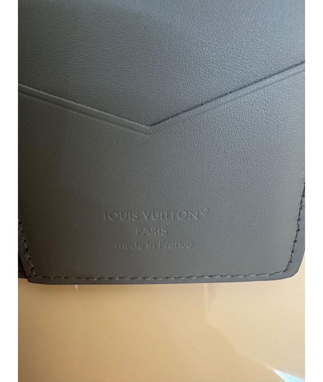 LOUIS VUITTON Серый кожаный кардхолдер, фото 5