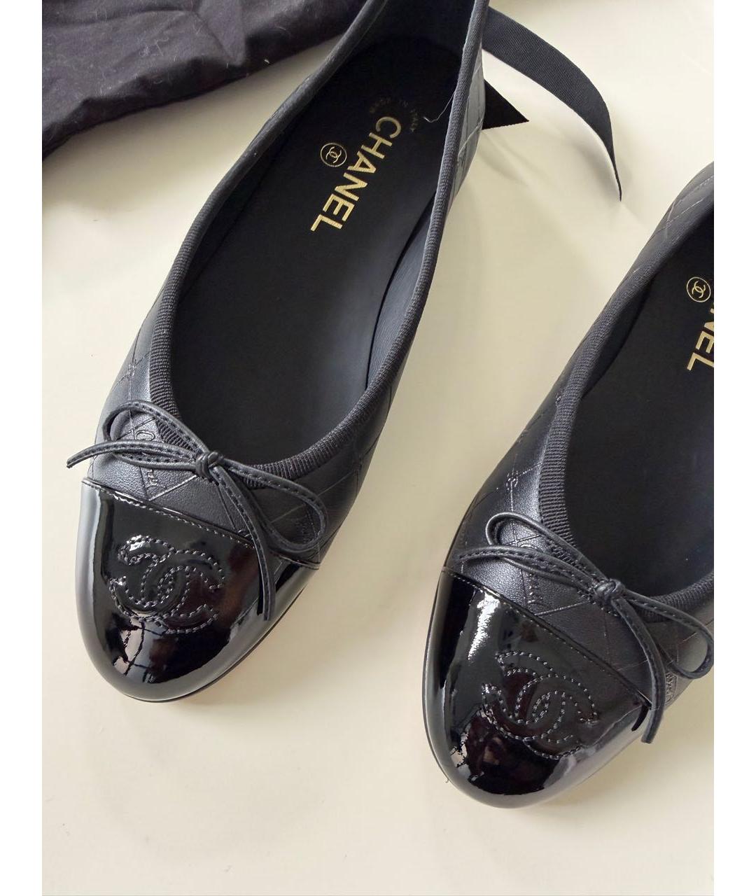 CHANEL Черные кожаные балетки, фото 5