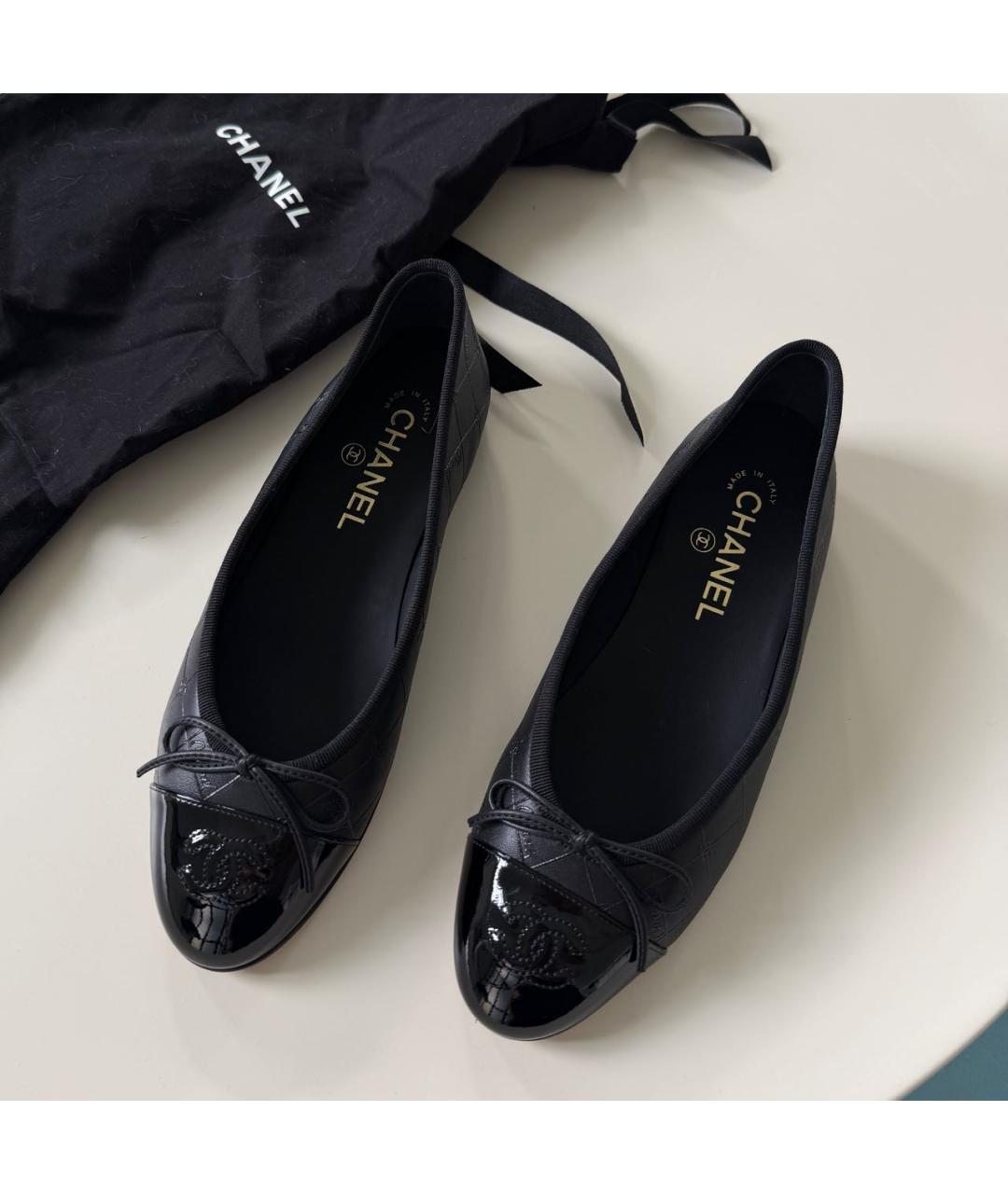 CHANEL Черные кожаные балетки, фото 6