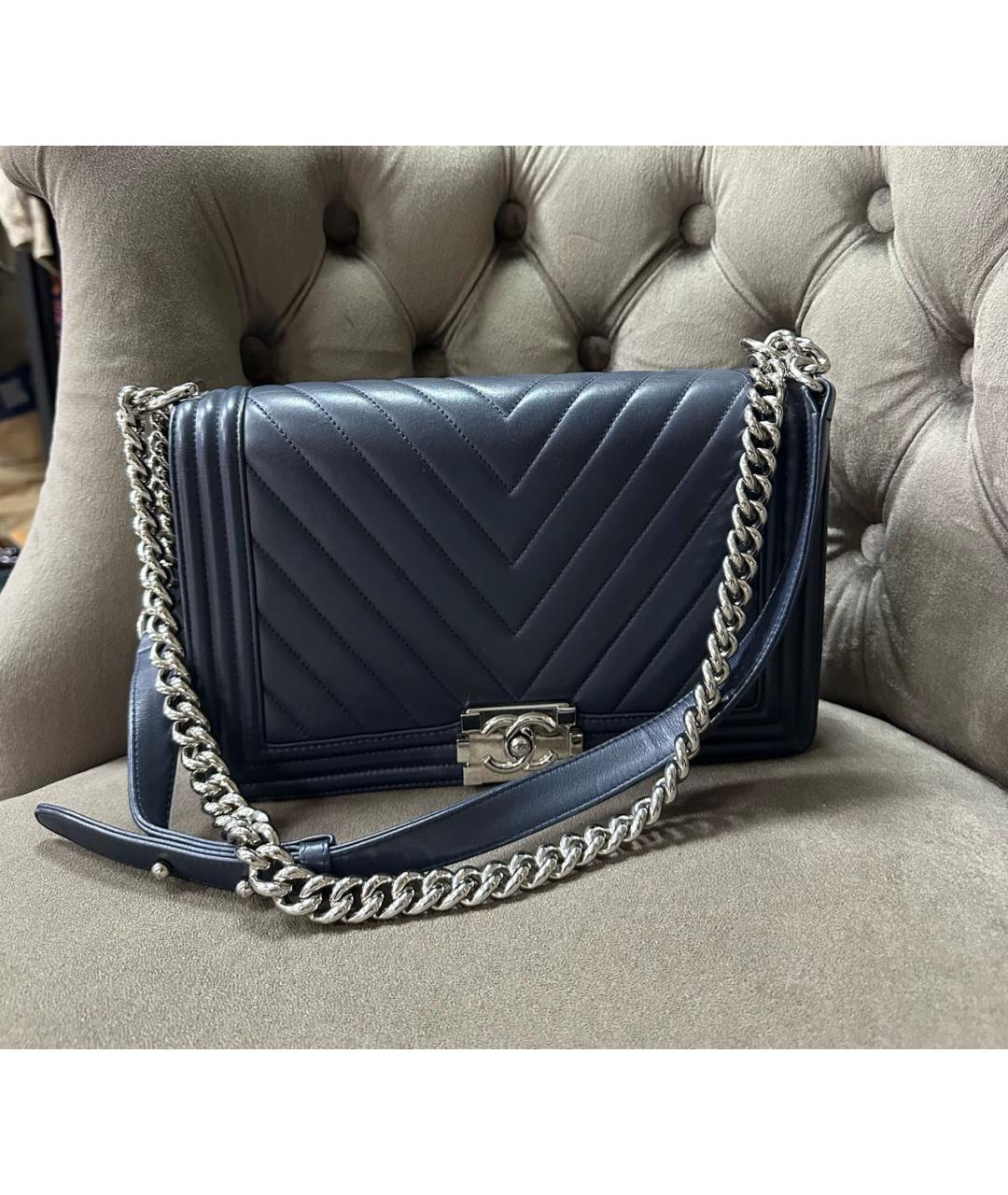 CHANEL Темно-синяя кожаная сумка через плечо, фото 9
