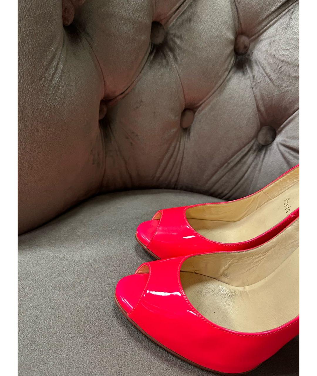 CHRISTIAN LOUBOUTIN Розовые туфли из лакированной кожи, фото 2