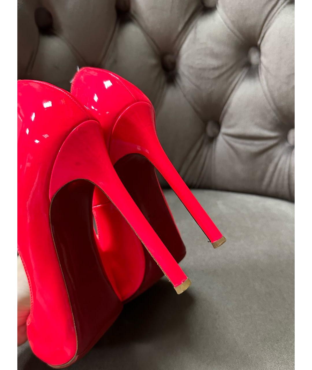 CHRISTIAN LOUBOUTIN Розовые туфли из лакированной кожи, фото 4