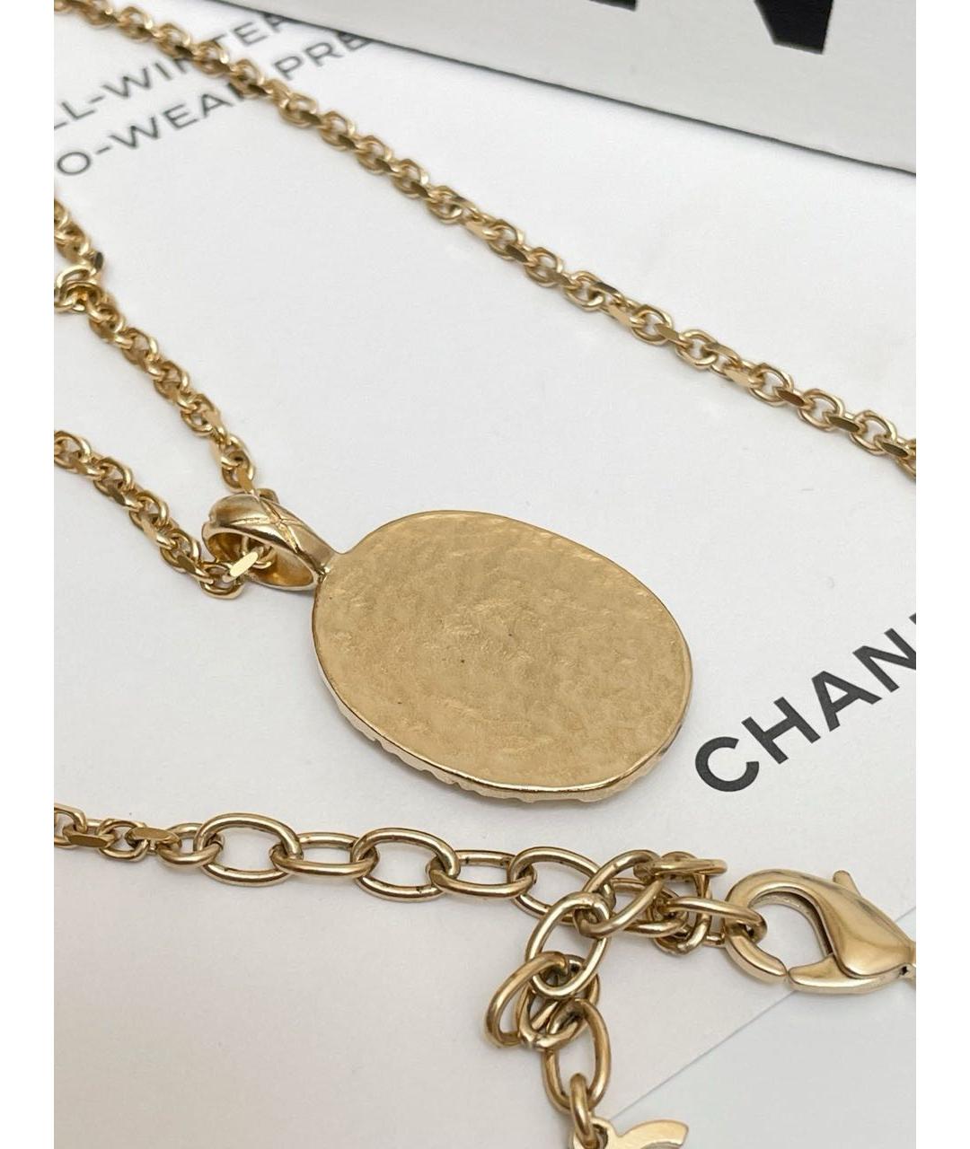 CHANEL Золотая металлическая подвеска, фото 3