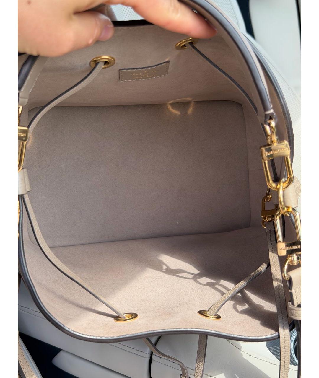 LOUIS VUITTON Бежевая кожаная сумка тоут, фото 4