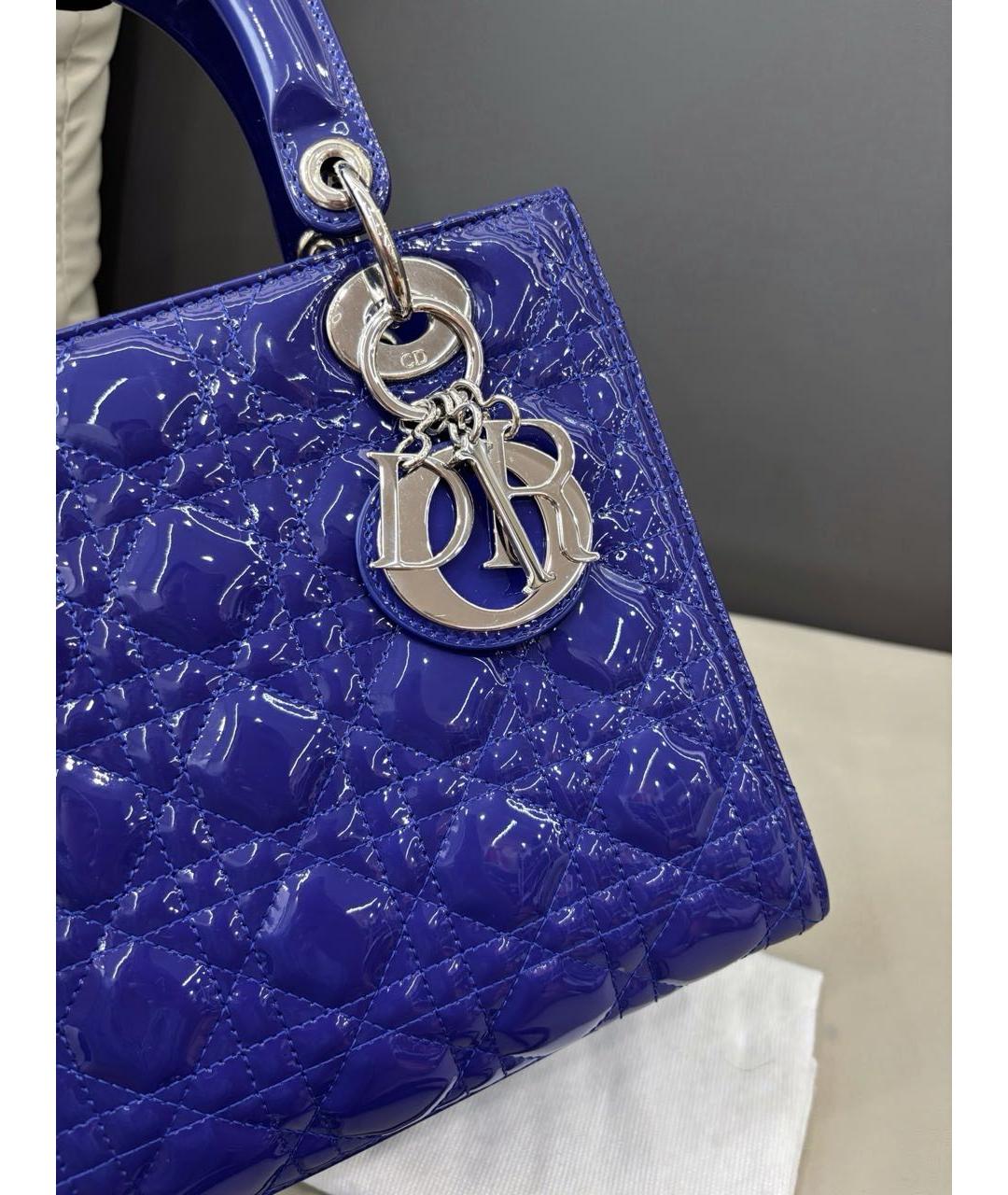 CHRISTIAN DIOR Синяя сумка через плечо из лакированной кожи, фото 5