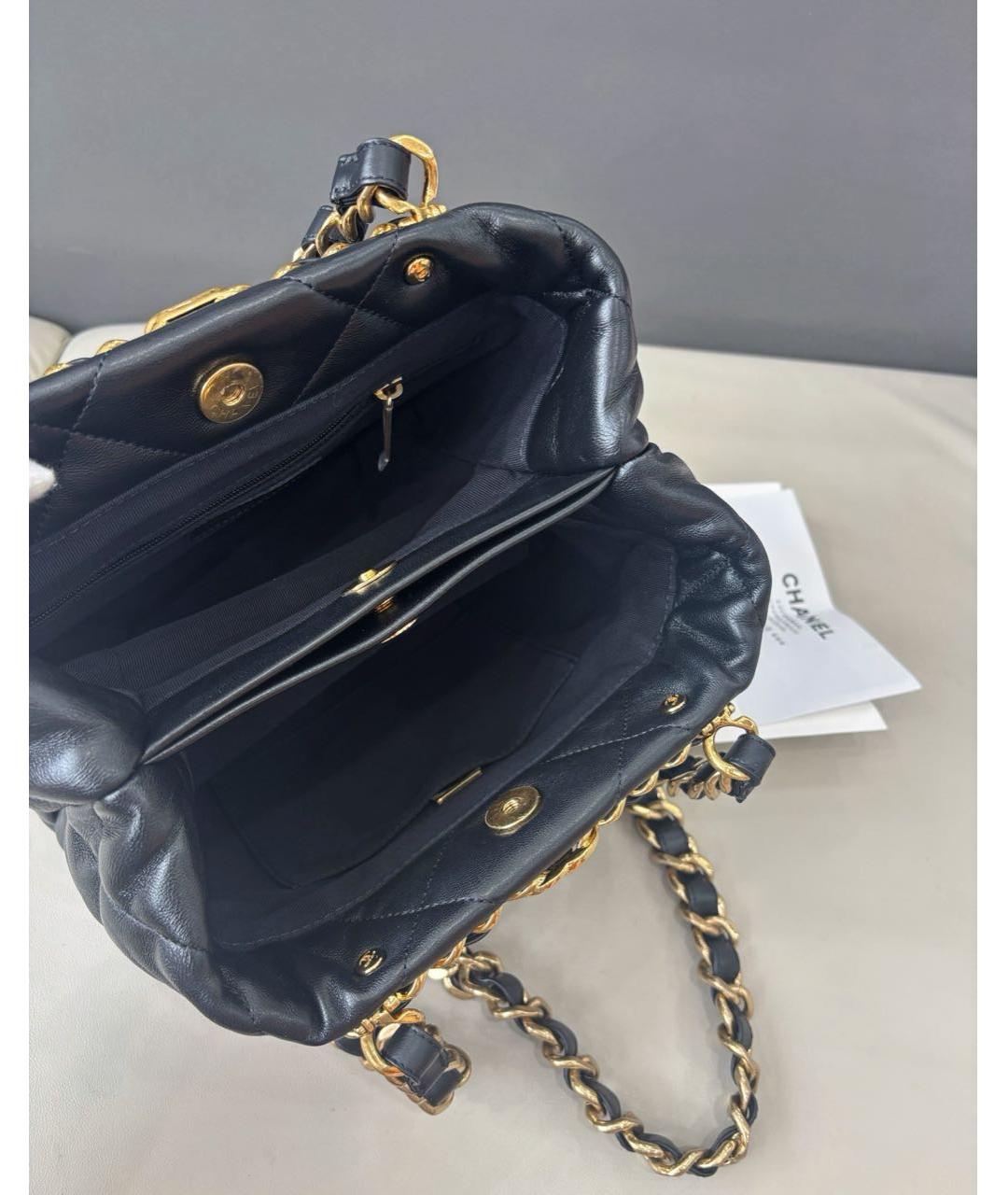 CHANEL Черная кожаная сумка тоут, фото 6