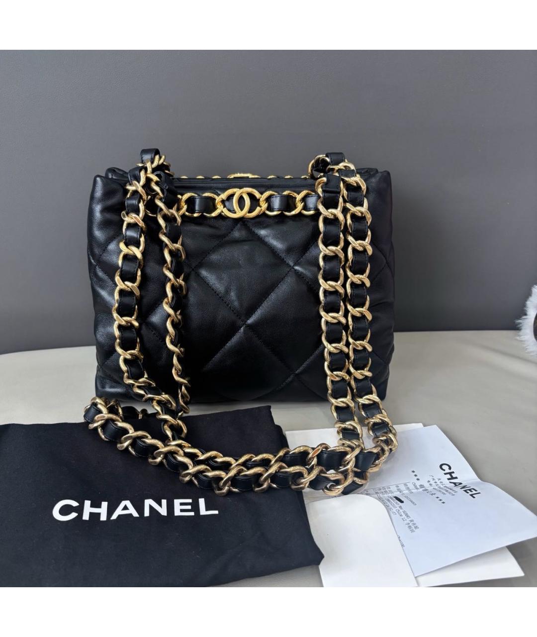 CHANEL Черная кожаная сумка тоут, фото 2