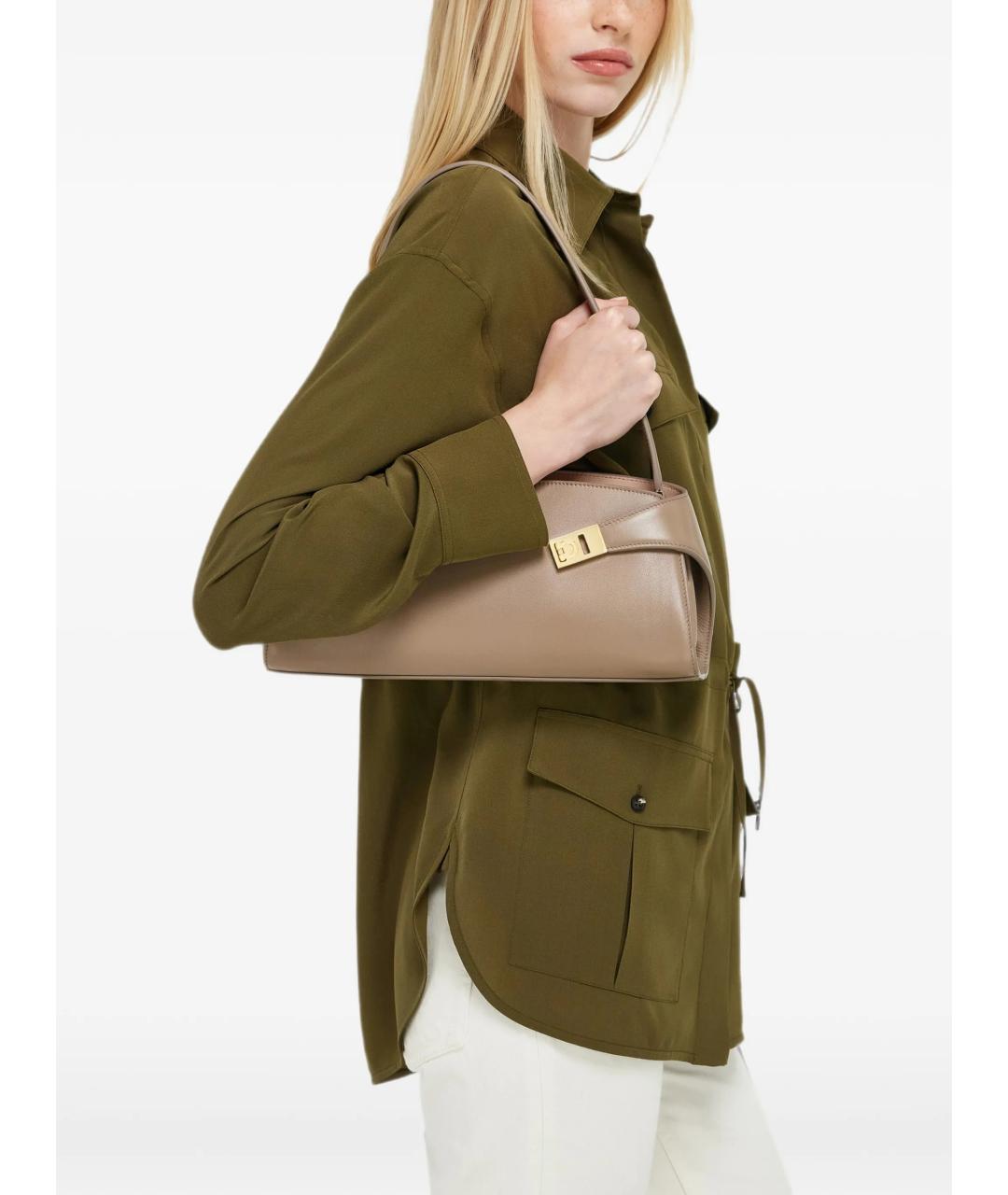 FERRAGAMO Коричневая кожаная сумка через плечо, фото 2