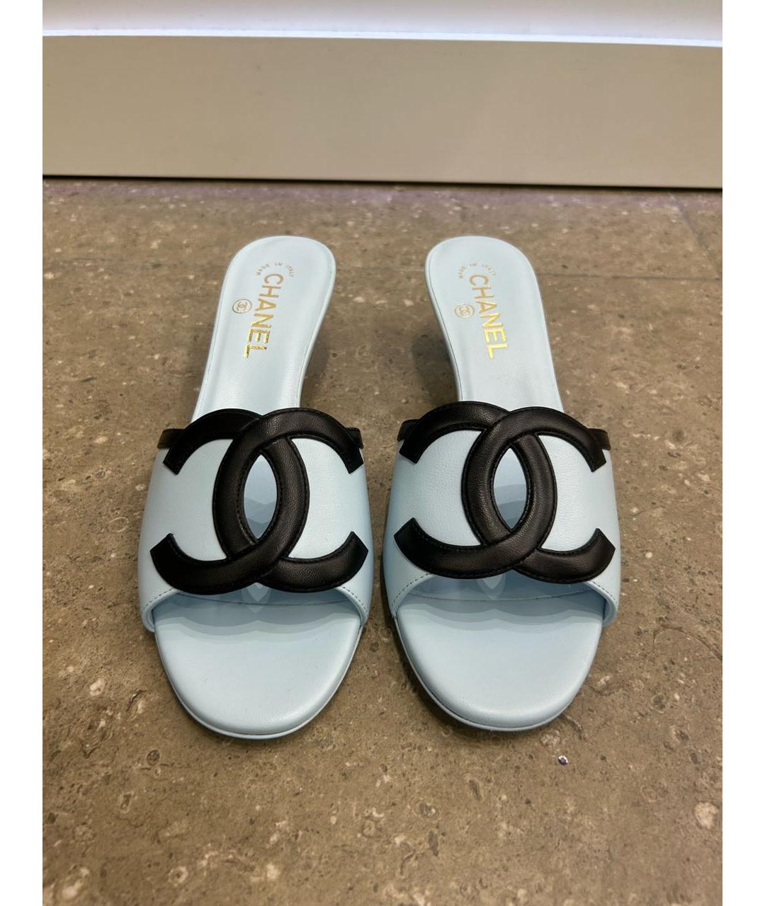 CHANEL Голубые кожаные мюли, фото 2