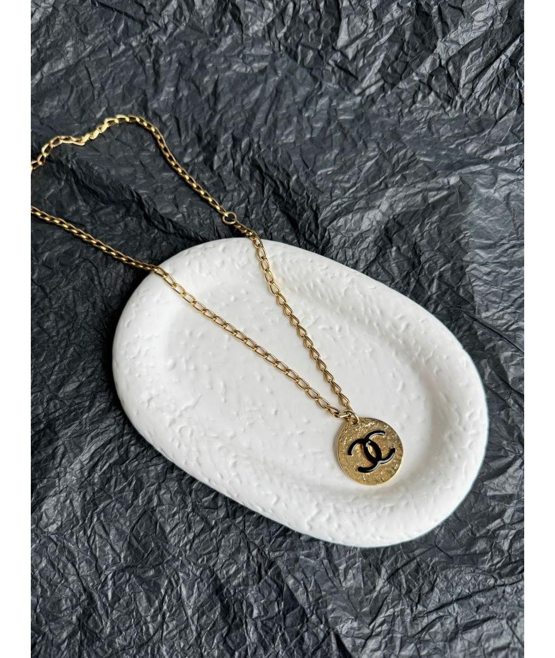 CHANEL Золотая металлическая подвеска, фото 6