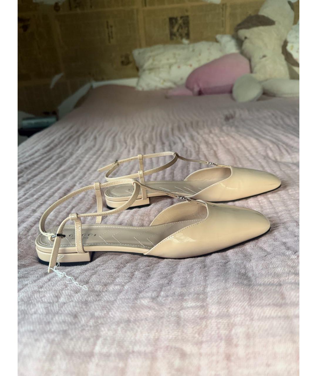 GUCCI Бежевые туфли из лакированной кожи, фото 6