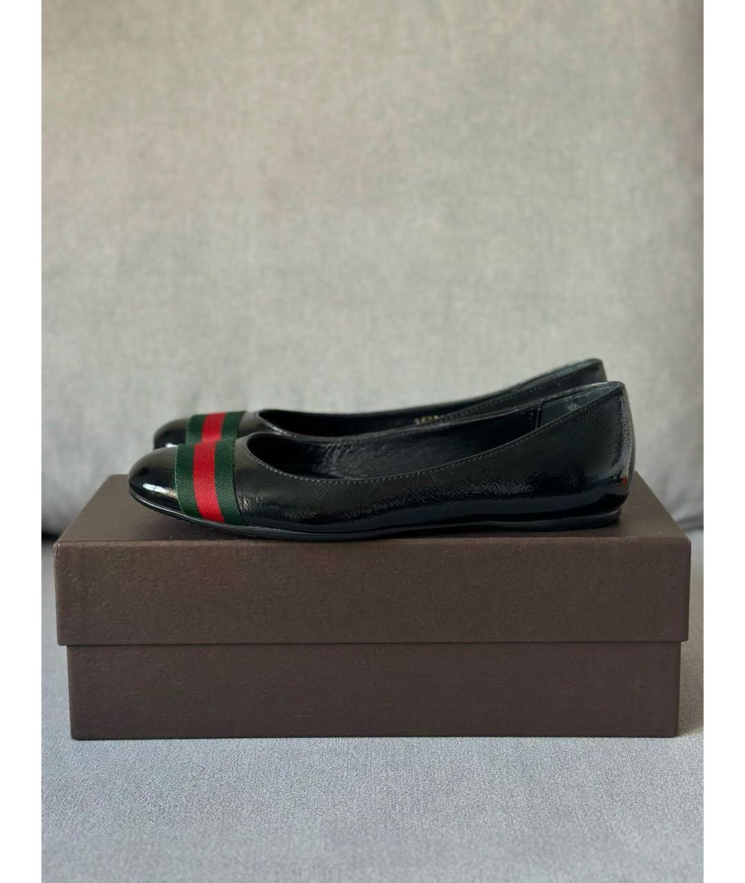 GUCCI Черные балетки из лакированной кожи, фото 4