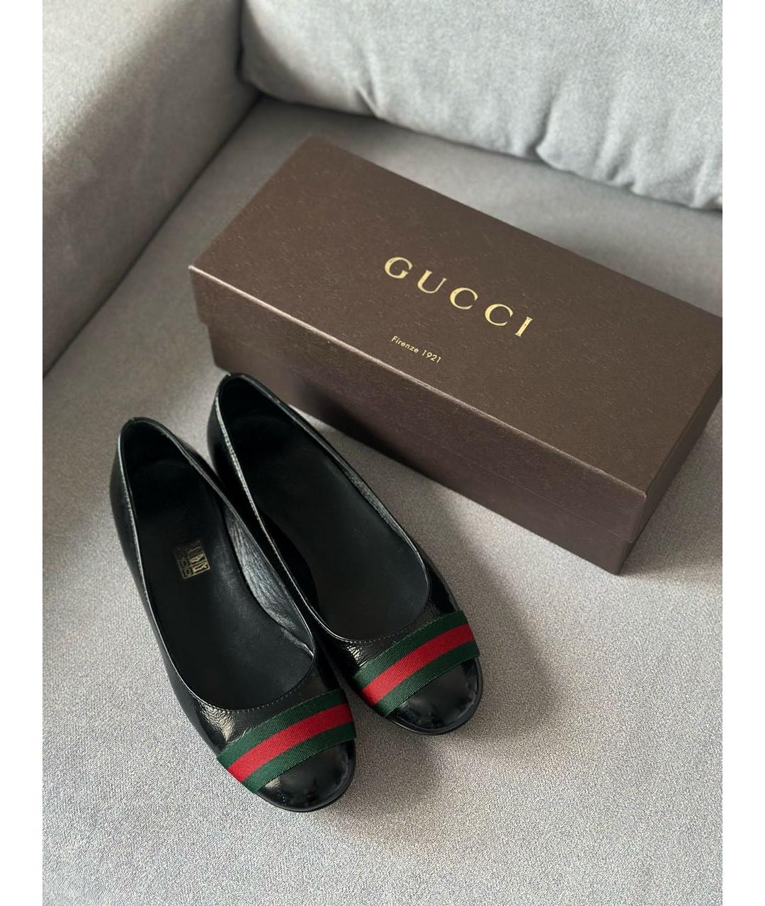 GUCCI Черные балетки из лакированной кожи, фото 2
