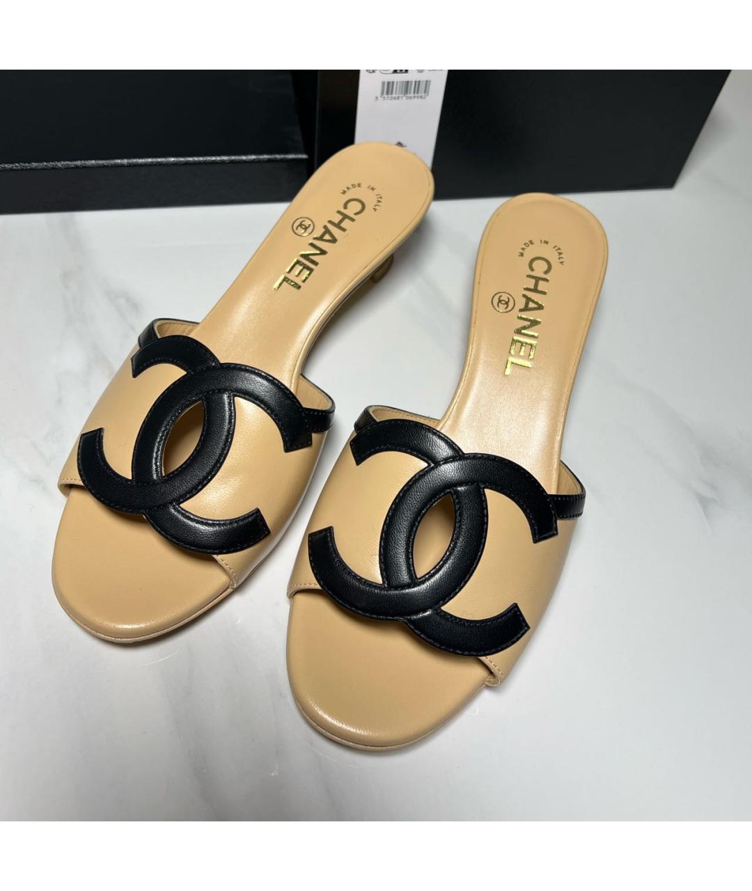CHANEL Бежевые кожаные мюли, фото 2
