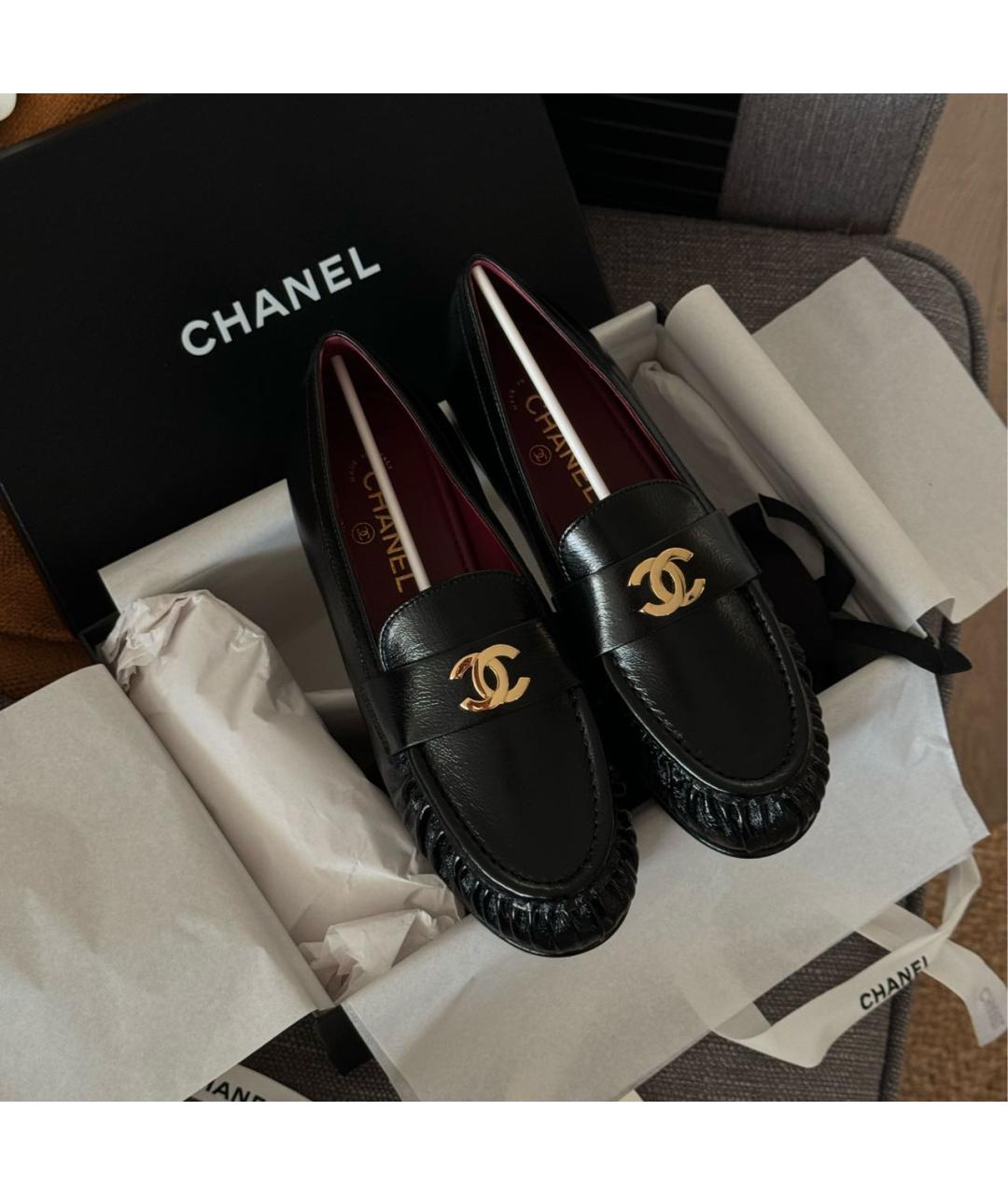 CHANEL Черные кожаные лоферы, фото 3
