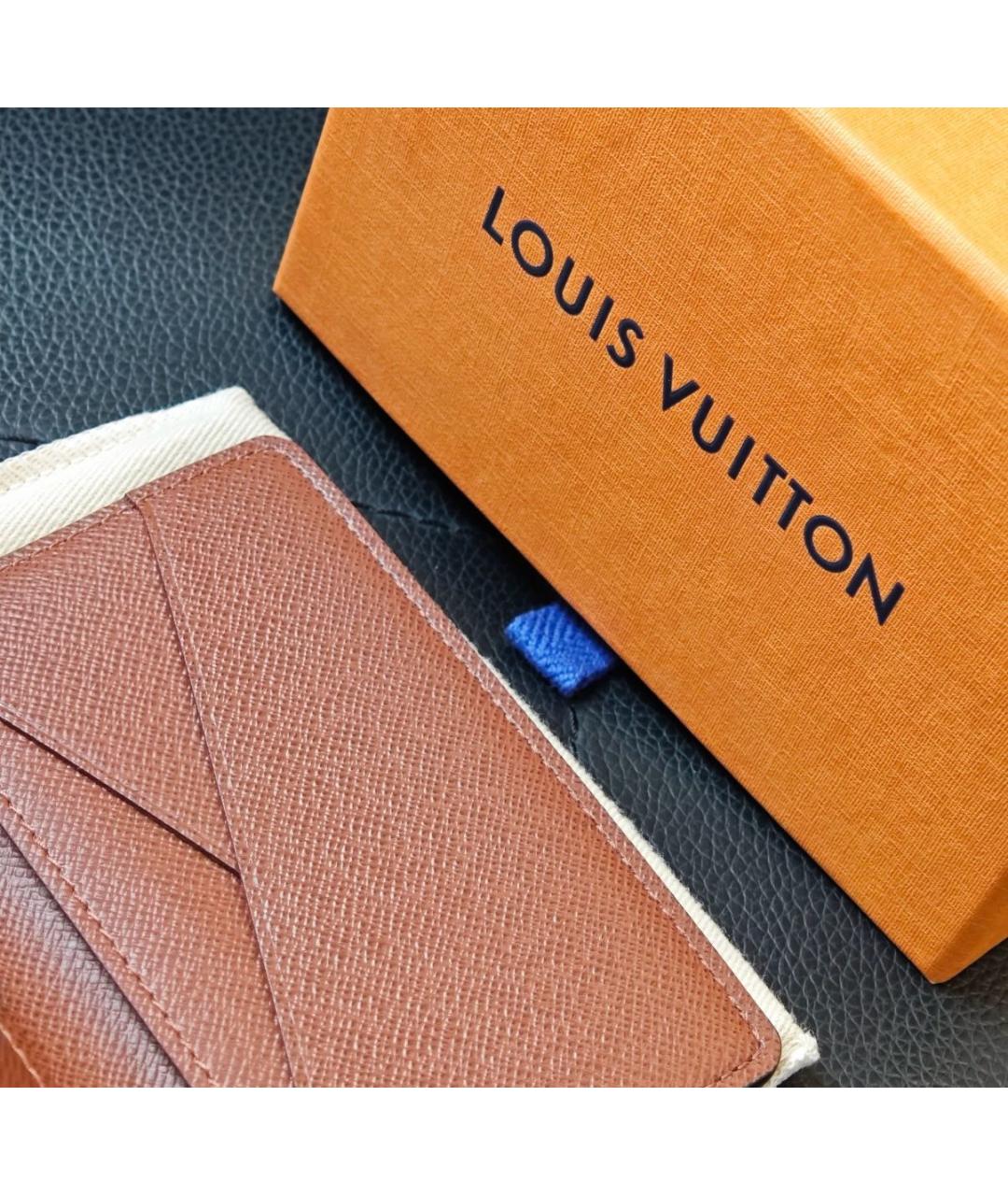 LOUIS VUITTON Коричневый кардхолдер, фото 5