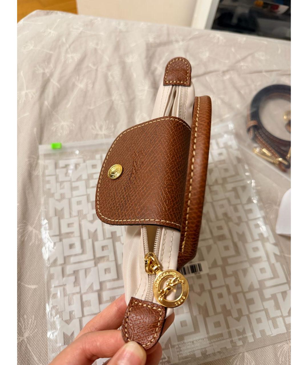 LONGCHAMP Бежевая синтетическая сумка с короткими ручками, фото 4