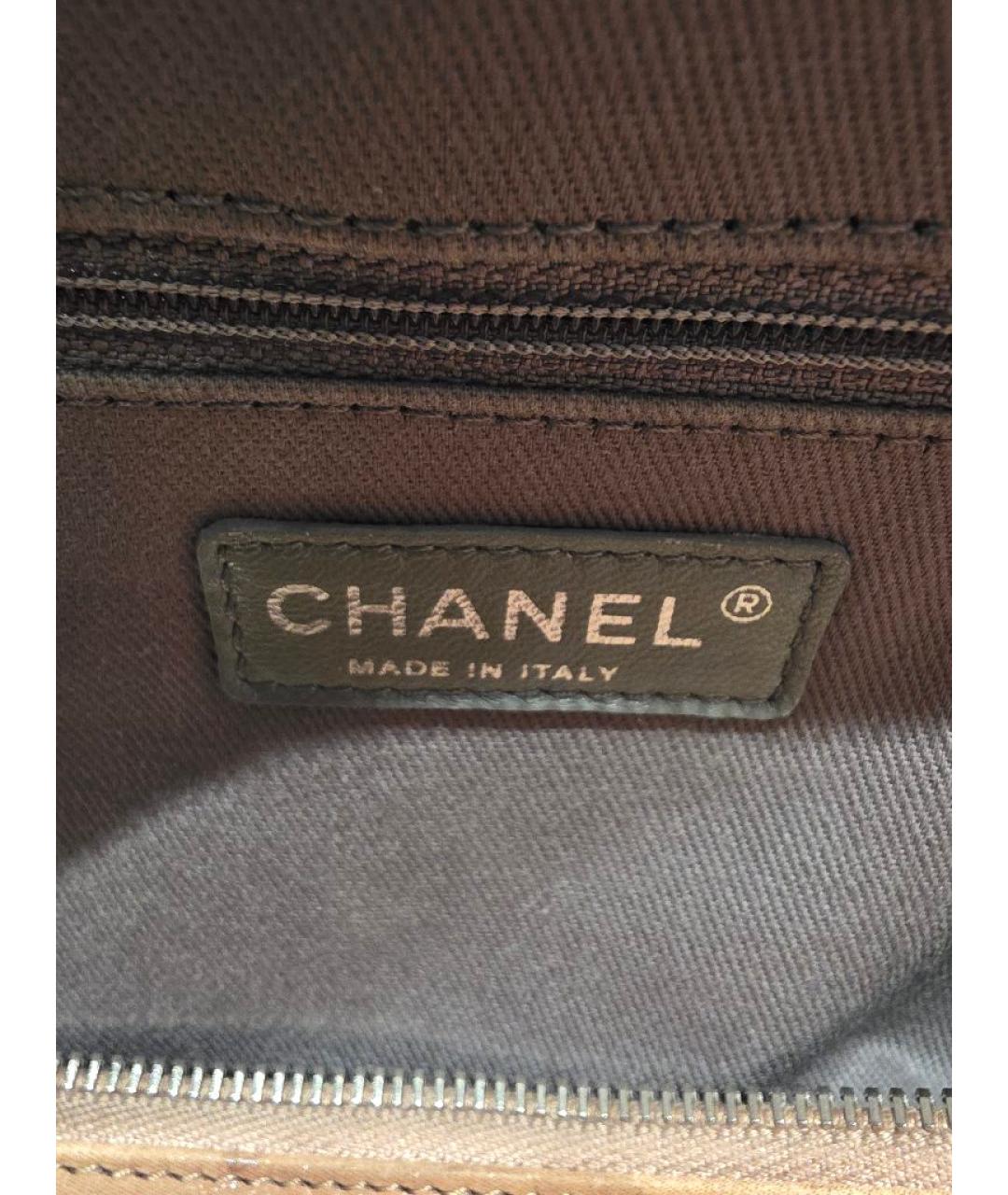 CHANEL Бежевая кожаная сумка с короткими ручками, фото 7
