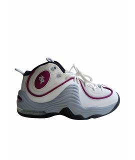 NIKE Кроссовки