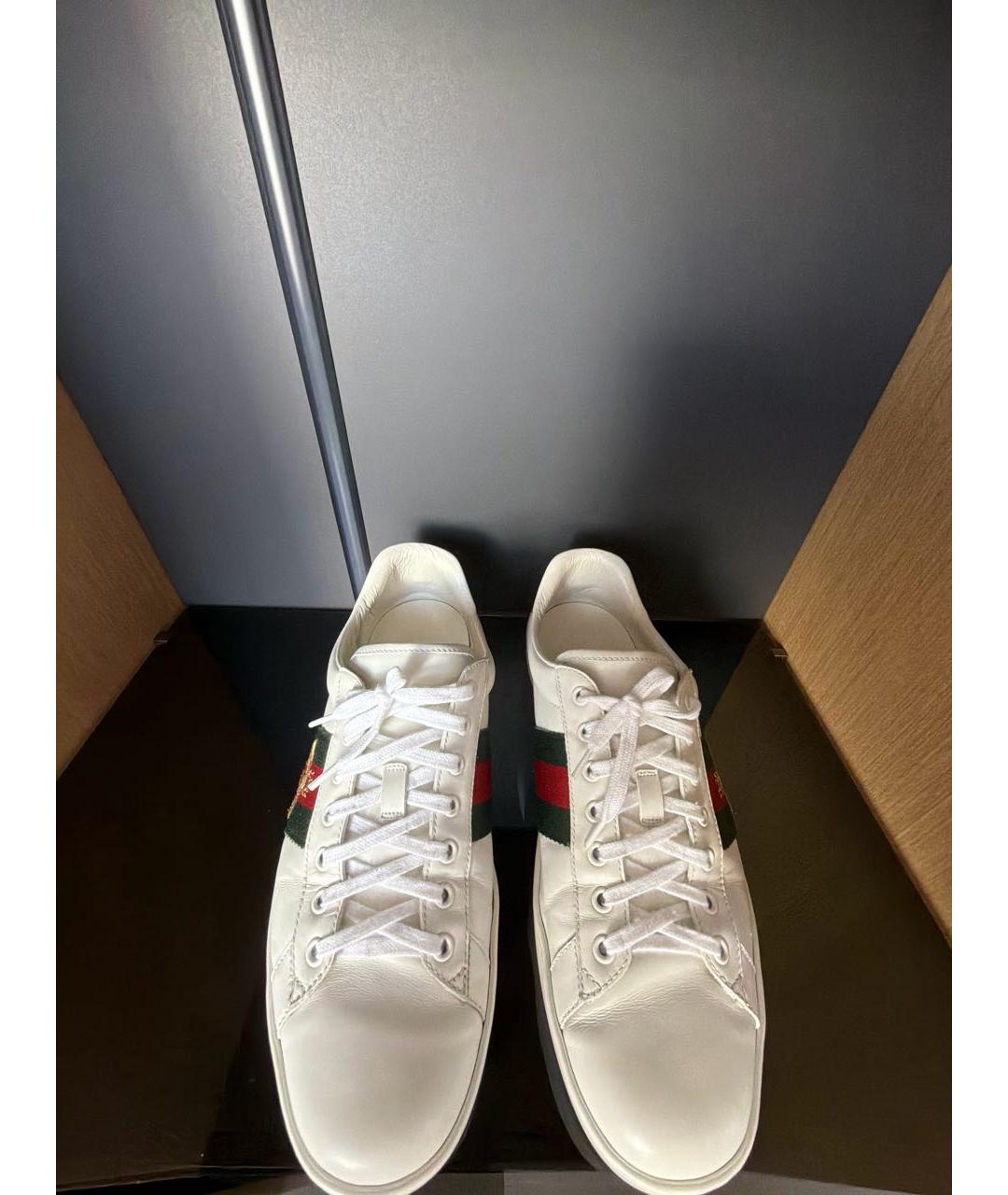 GUCCI Белые кожаные низкие кроссовки / кеды, фото 2