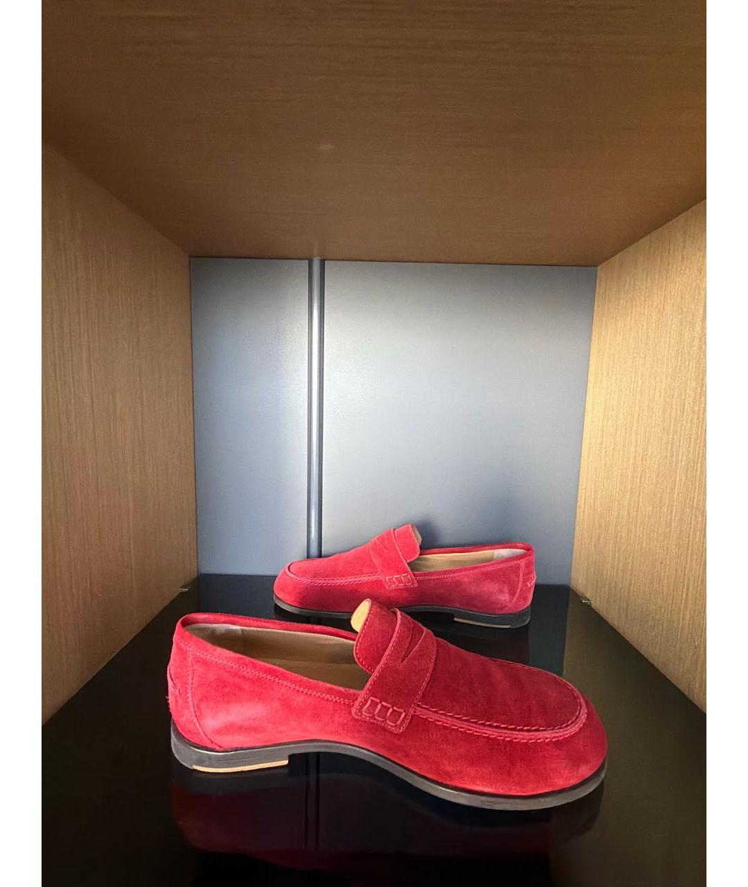 JIMMY CHOO Красные замшевые лоферы, фото 5