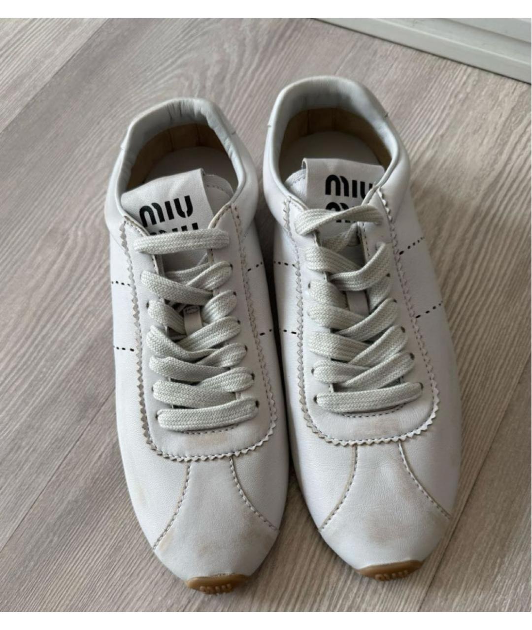 MIU MIU Белые кожаные кеды, фото 2