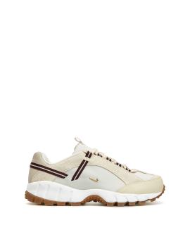 NIKE Низкие кроссовки / кеды