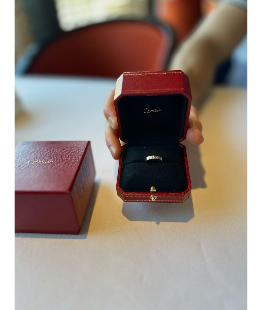 CARTIER Белое платиновое кольцо, фото 4