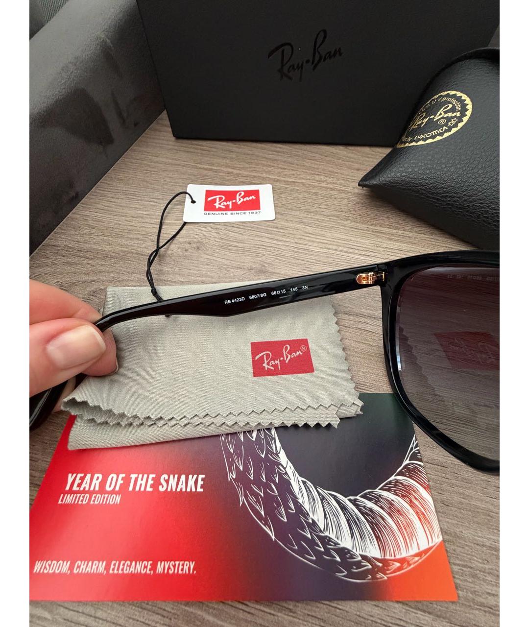 RAY BAN Черные пластиковые солнцезащитные очки, фото 7