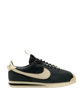 NIKE Кроссовки