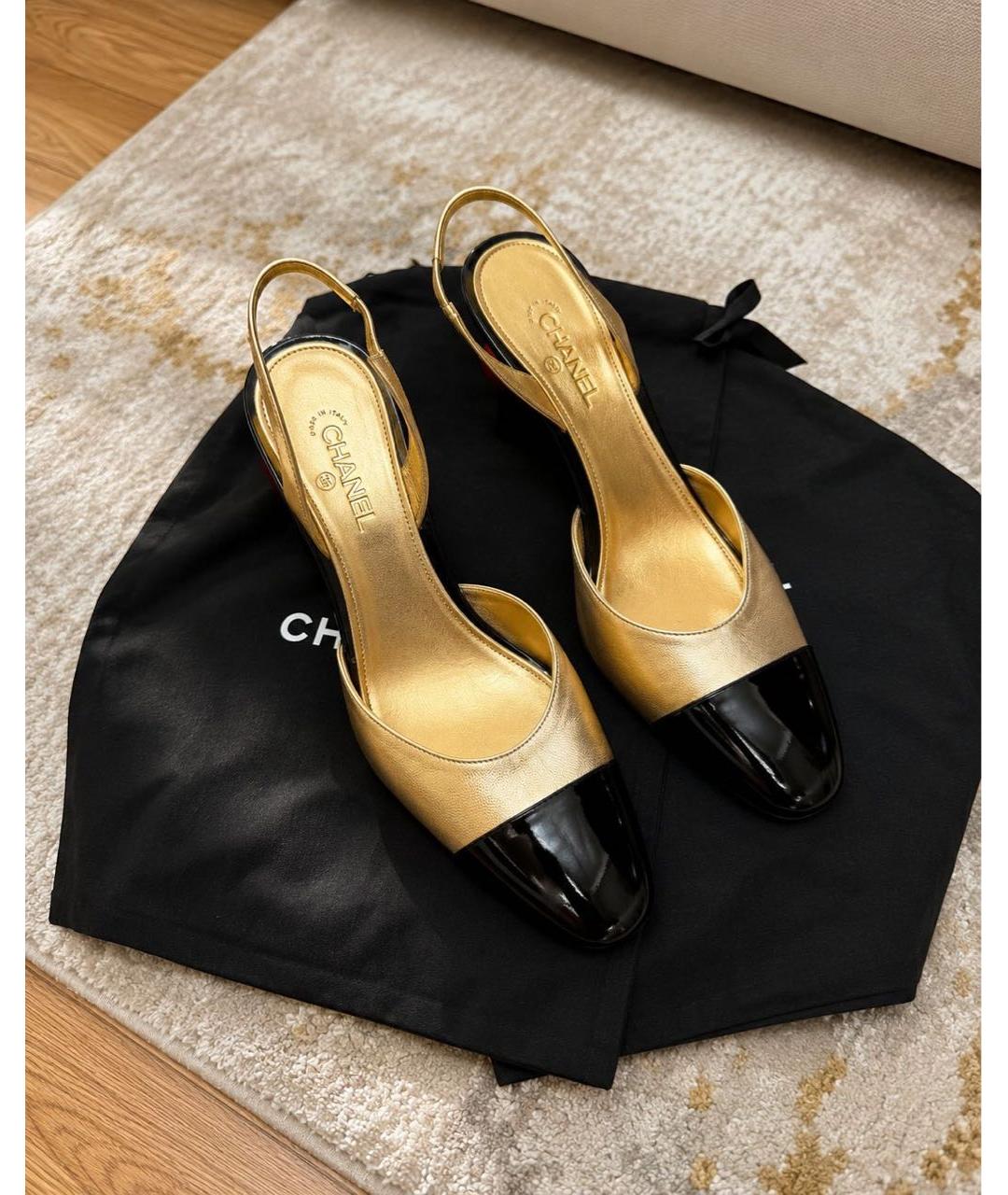 CHANEL Золотые кожаные туфли, фото 6