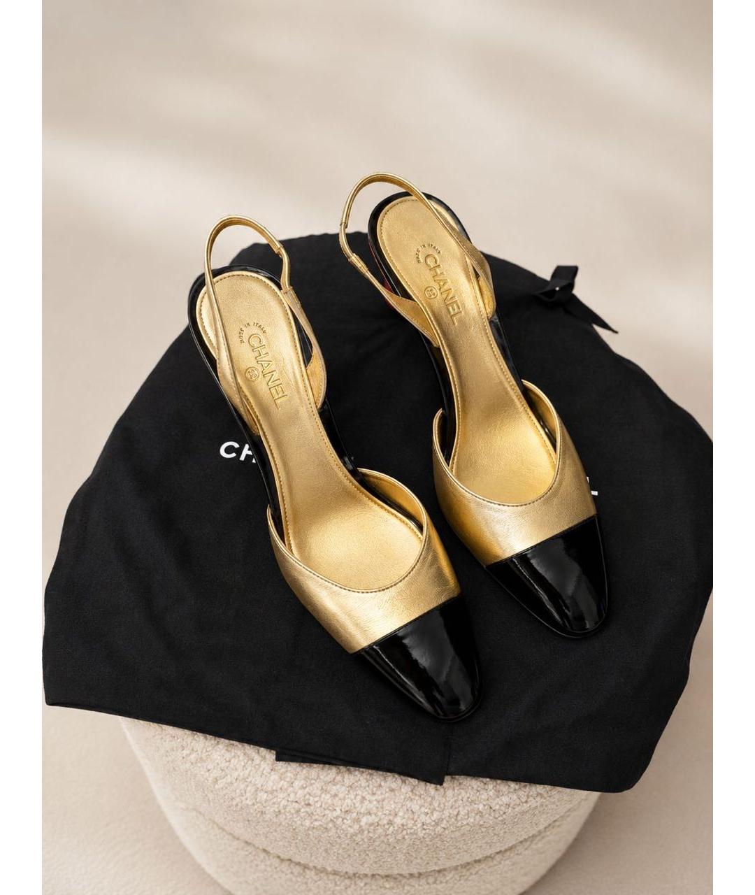 CHANEL Золотые кожаные туфли, фото 2