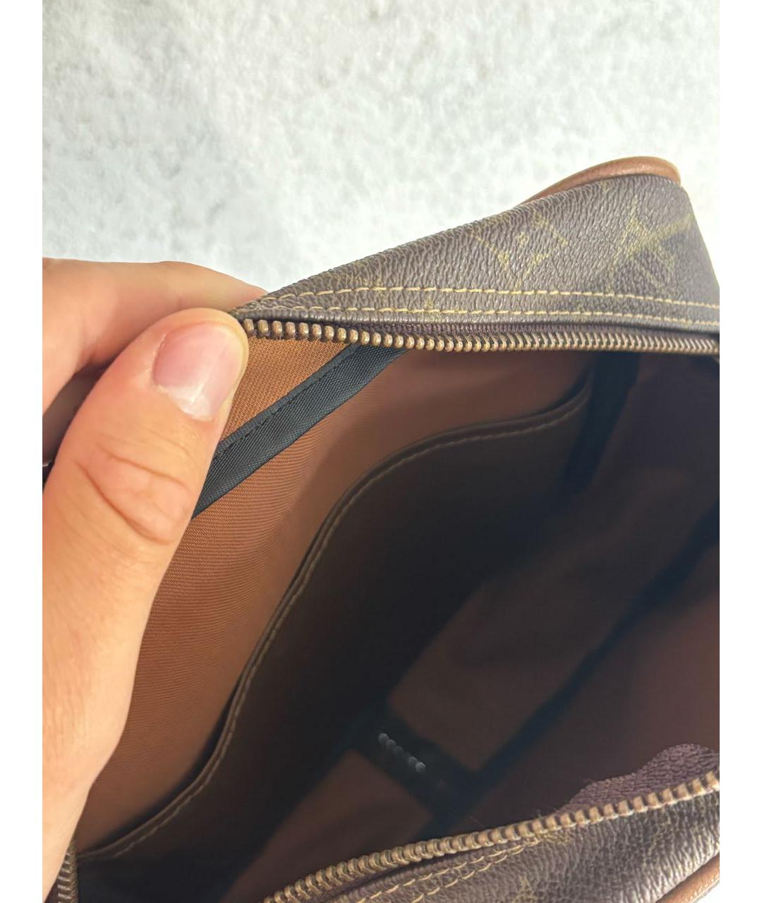 LOUIS VUITTON Коричневая кожаная сумка через плечо, фото 4